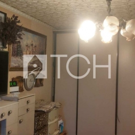 Продажа 2-комн квартиры на вторичном рынке 4-й кв-л, 9