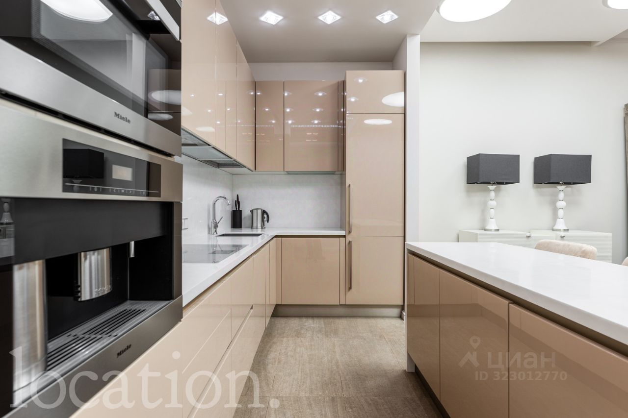 Аренда 4-комн квартиры на вторичном рынке Якиманский переулок, 6