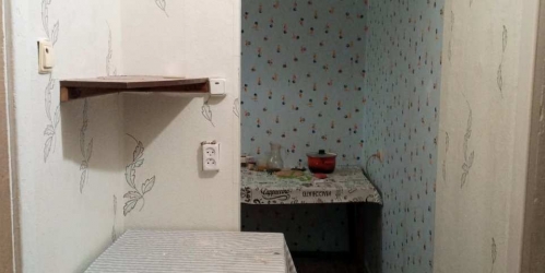 1-комн квартира Кирпичное пос., Комсомольская ул. ,  д. 12