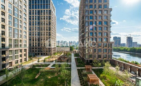 Продажа 3-комн квартиры на вторичном рынке проспект Лихачёва,  д. 10 к2