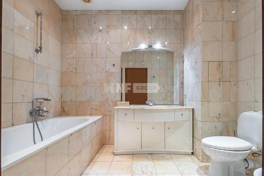 Продажа 3-комн квартиры на вторичном рынке улица Машкова, 6С1