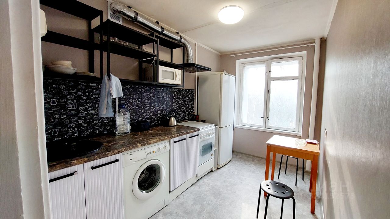 Аренда 2-комн квартиры на вторичном рынке улица Федора Полетаева, 32К4