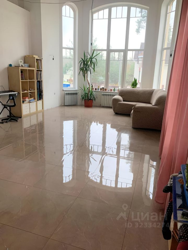 Продажа дома Дубровка пгт, улица Юности, 44