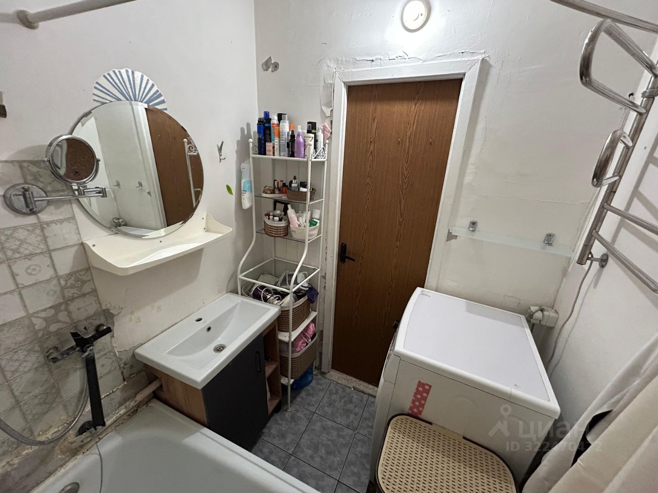 Продажа 1-комн квартиры на вторичном рынке Изюмская улица, 37к3