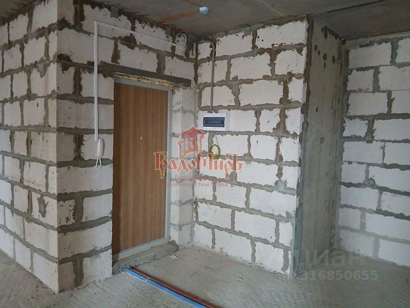 Продажа 2-комн квартиры на вторичном рынке д. Целеево, улица Пятиречье, 3