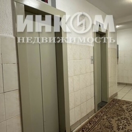 Продажа 3-комн квартиры на вторичном рынке улица Санникова,  д. 13