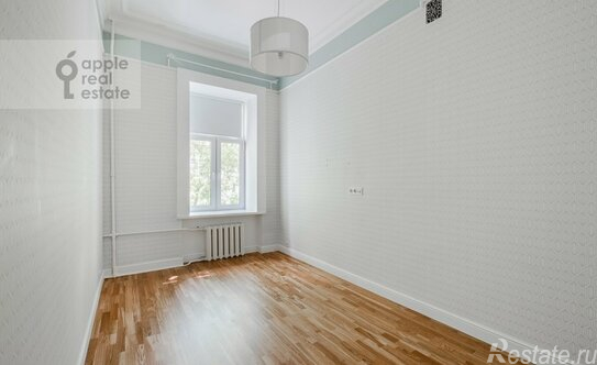 Аренда 4-комн квартиры на вторичном рынке Армянский переулок,  д. 7