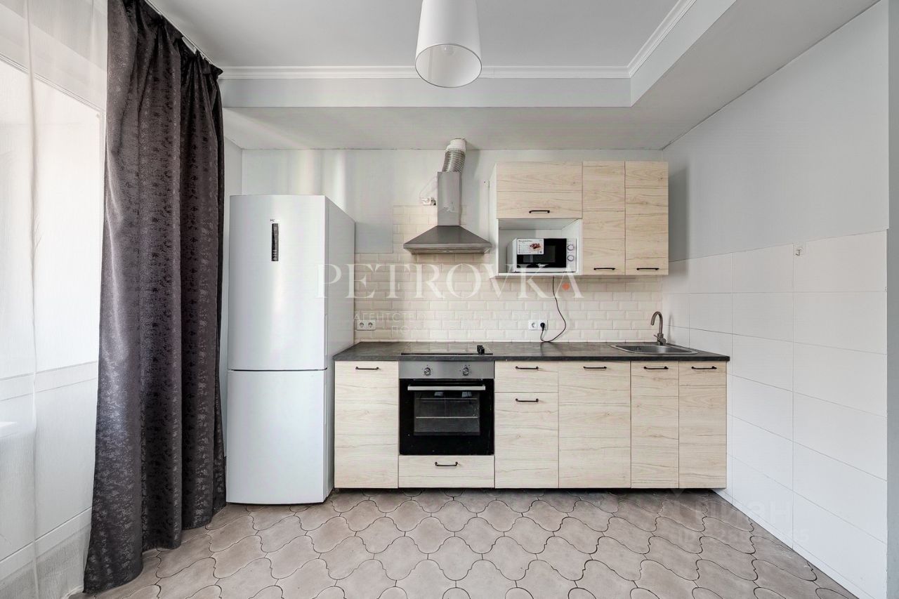 Продажа 2-комн квартиры на вторичном рынке Одинцово, улица Сколковская, 1Г