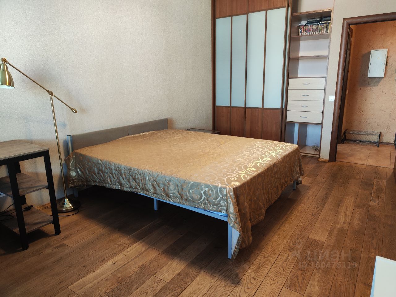 Аренда 1-комн квартиры на вторичном рынке проспект Славы, 52к1