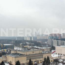 Продажа 4-комн квартиры на вторичном рынке Мосфильмовская улица,  д. 8