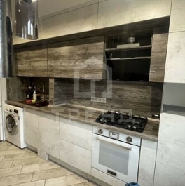 Продажа 2-комн квартиры на вторичном рынке Народного ополчения пр-кт,  д. 133