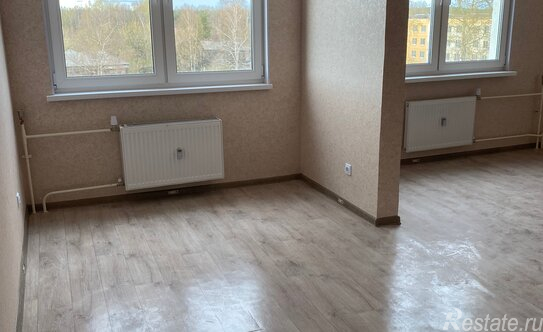 Продажа 3-комн квартиры на вторичном рынке Сясьстройское городское поселение, улица 1 Мая,  д. 3