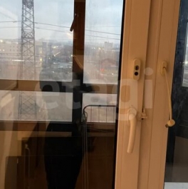 Продажа 1-комн квартиры на вторичном рынке ул Фёдора Абрамова,  д. 16,  к. 1