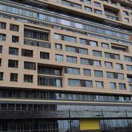 Продажа 4-комн квартиры на вторичном рынке Нахимовский пр-кт,  д. 73