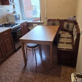 Продажа 2-комн квартиры на вторичном рынке Светлановский пр-кт,  д. 95