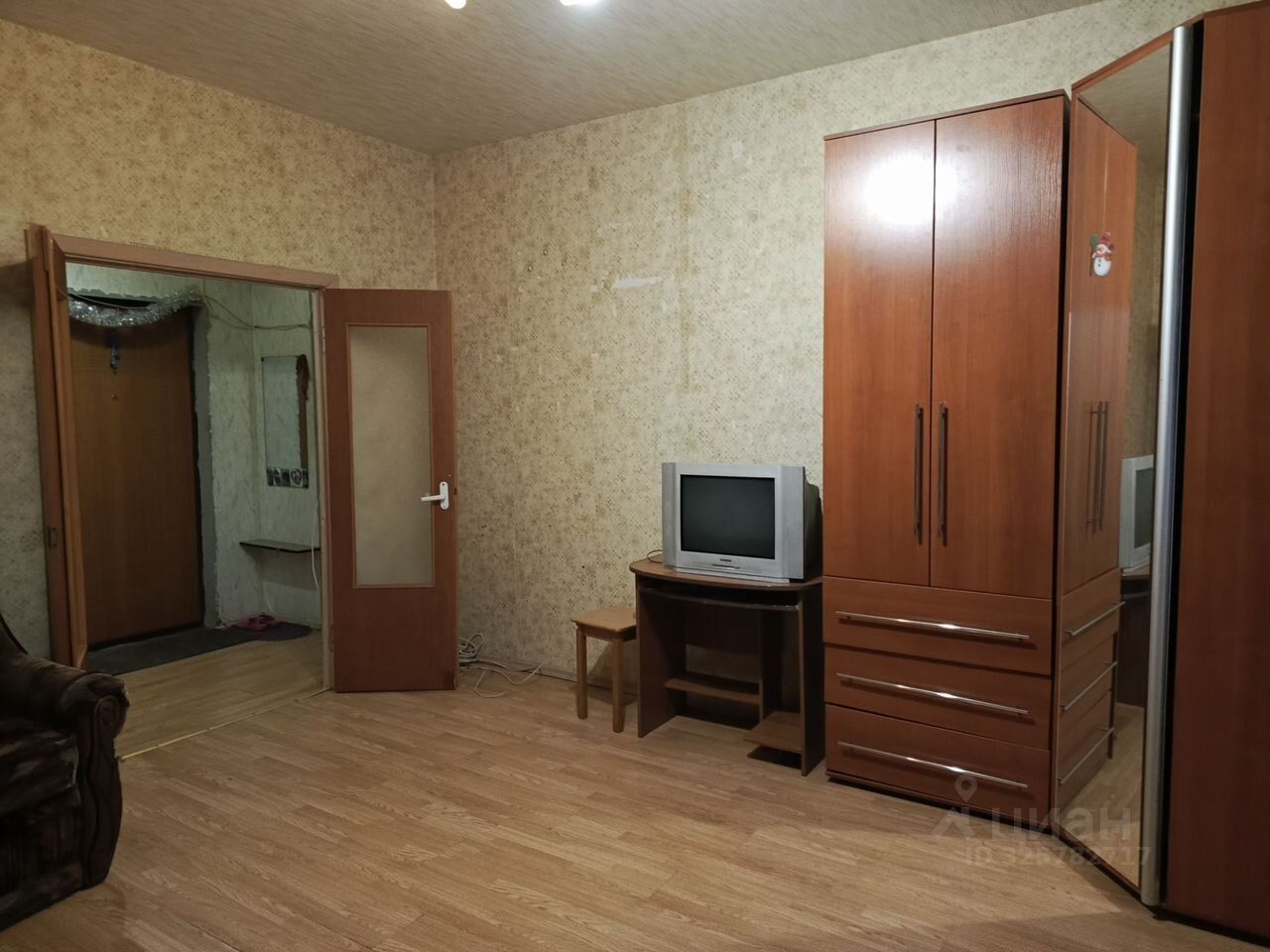 Продажа 1-комн квартиры на вторичном рынке Подольск, улица 43-й Армии, 15