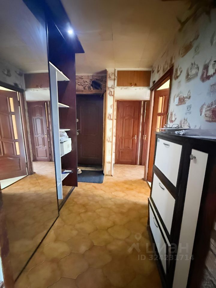 Аренда 3-комн квартиры на вторичном рынке Сормовская улица, 17К2