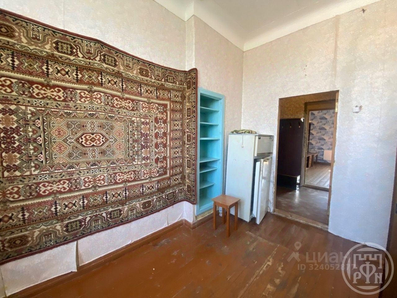 Продажа 3-комн квартиры на вторичном рынке Ломоносов, Дворцовый проспект, 51