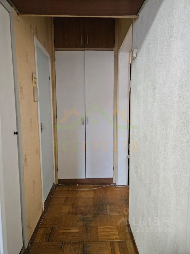 Продажа 2-комн квартиры на вторичном рынке улица Крылатские Холмы, 30К4
