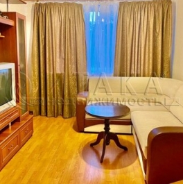 Продажа 3-комн квартиры на вторичном рынке Купчинская ул,  д. 29 к1