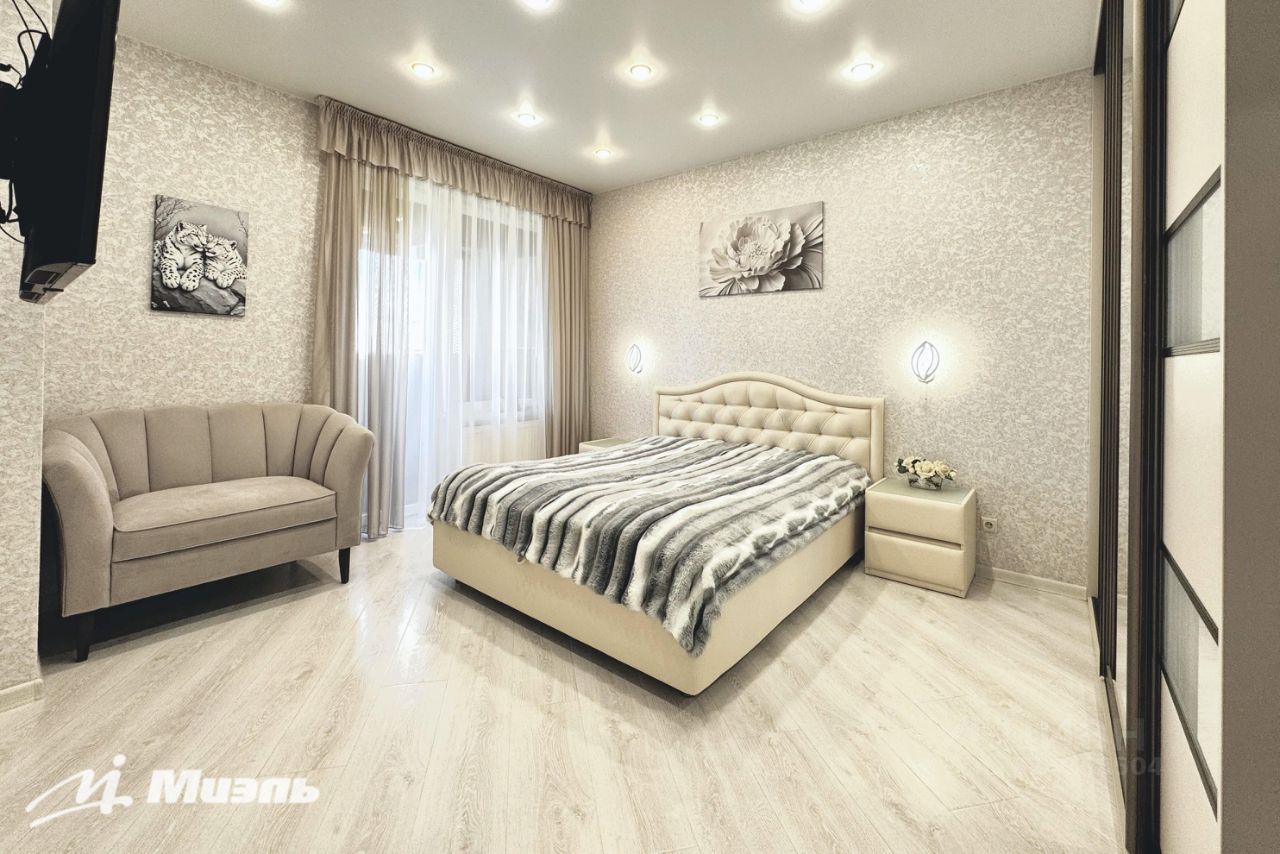 Продажа 2-комн квартиры на вторичном рынке Варшавское ш,  д. 168