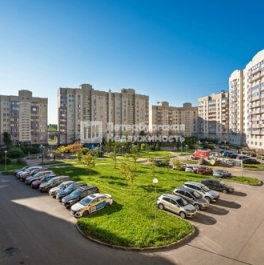 Продажа 1-комн квартиры на вторичном рынке улица Маршала Захарова,  д. 16 к2