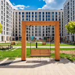 Продажа 2-комн квартиры на вторичном рынке ул Инженера Кнорре,  д. 7,  к. 4