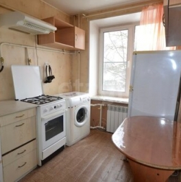 Продажа 1-комн квартиры на вторичном рынке Павловск г, Гуммолосаровская ул,  д. 29