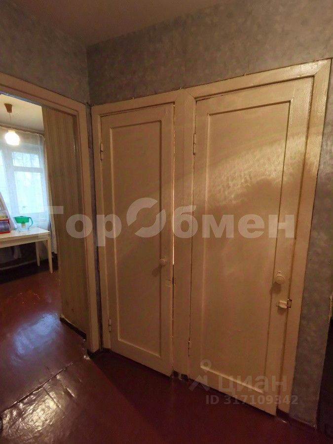 Продажа 2-комн квартиры на вторичном рынке Текстильщик мкр, Молодежная улица, 1