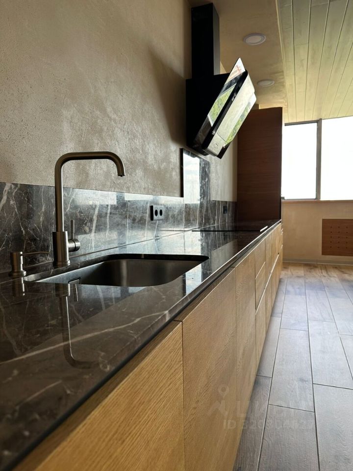 Продажа 2-комн квартиры на вторичном рынке Зеленогорская улица, 7