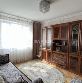 Продажа 4-комн квартиры на вторичном рынке улица Грекова,  д. 5