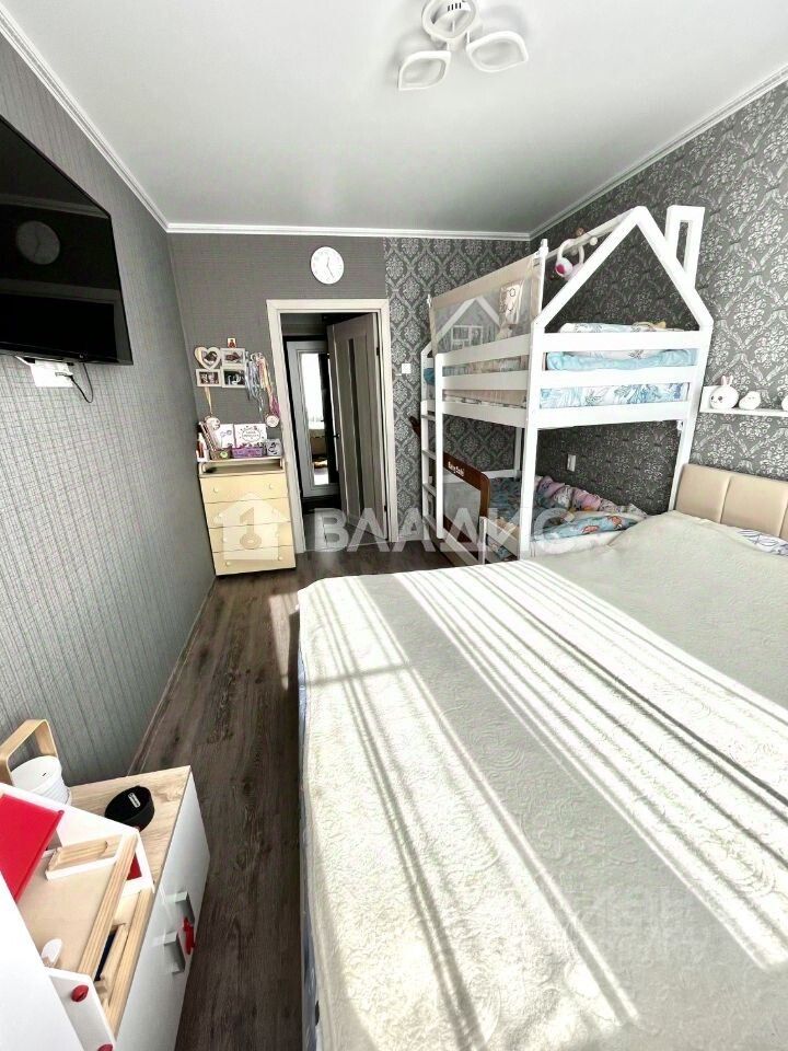 Продажа 2-комн квартиры на вторичном рынке Лобня, улица Юности, 13