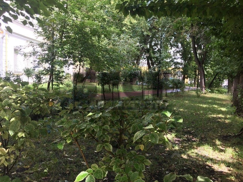 Продажа 6-комн квартиры на вторичном рынке улица Петровка, 26С2