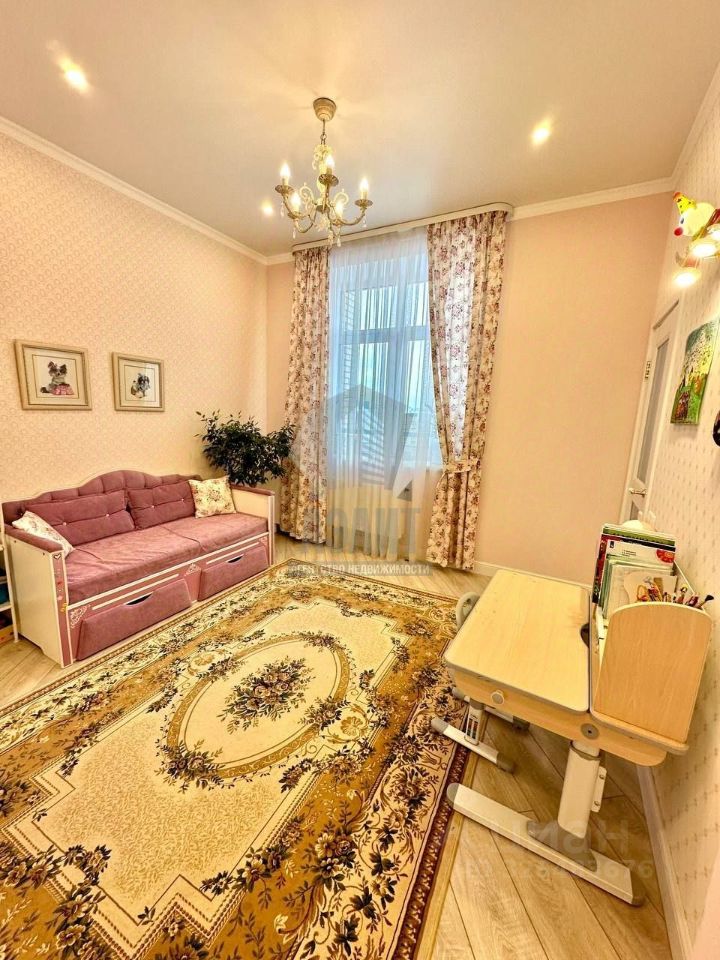 Продажа 3-комн квартиры на вторичном рынке Авиационная улица, 77к2