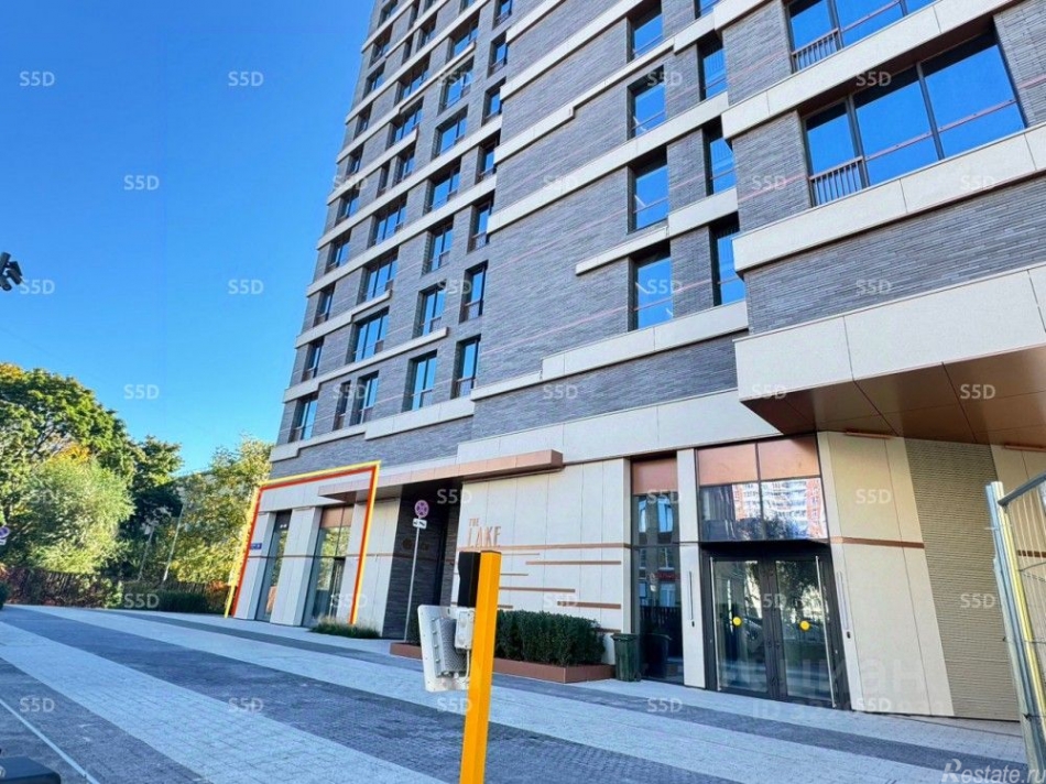 Продажа торгового помещения Снежная улица