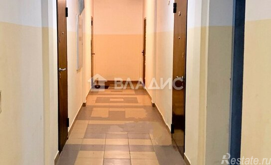 Продажа 1-комн квартиры на вторичном рынке КП Радоград, Полевая улица,  д. 4