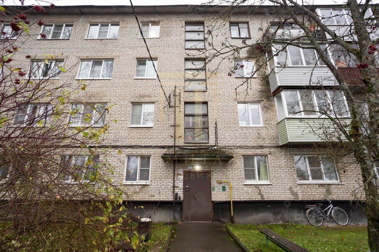 Продажа 3-комн квартиры на вторичном рынке Алексино мкр, с. Колчаново, 2