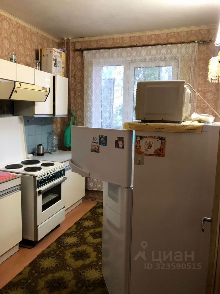 Продажа 1-комн квартиры на вторичном рынке Сиреневый бульвар, 2К1