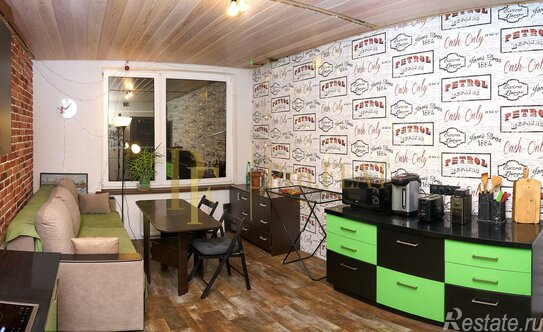 Продажа 2-комн квартиры на вторичном рынке Военная улица,  д. 18 к2