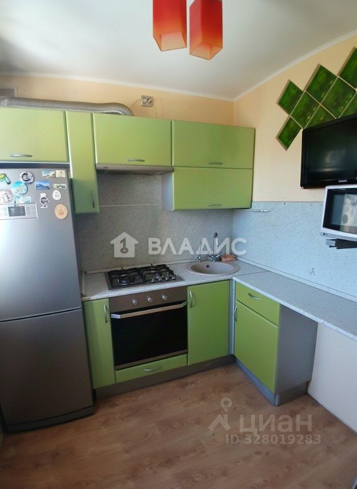 Продажа 3-комн квартиры на вторичном рынке Электросталь, Южный проспект, 7к3