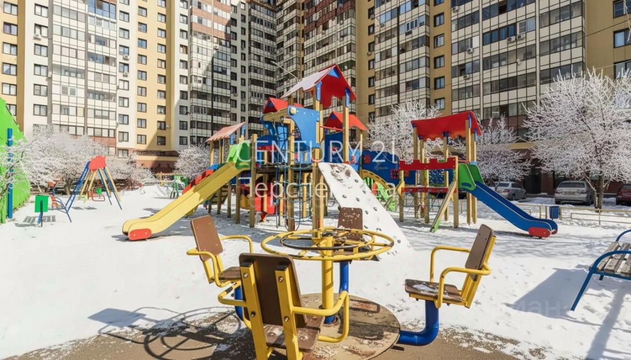 Продажа 1-комн квартиры на вторичном рынке Октябрьский пгт, улица Ленина, 25