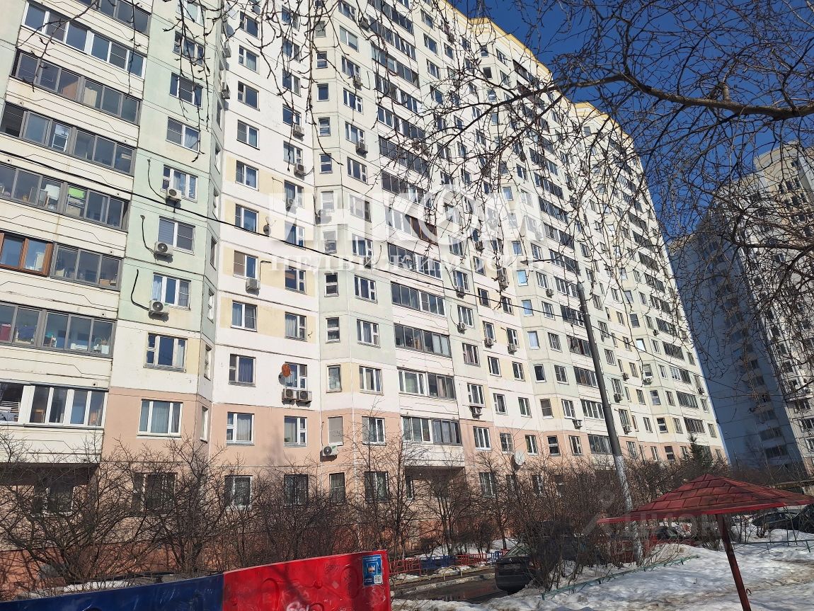 Продажа 4-комн квартиры на вторичном рынке Одинцово, улица Чистяковой, 18