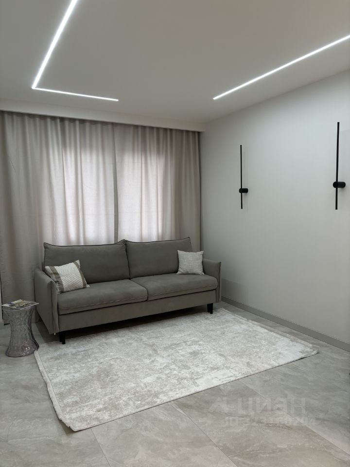 Аренда 2-комн квартиры на вторичном рынке проезд Стройкомбината, 1