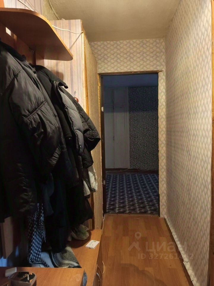 Продажа 2-комн квартиры на вторичном рынке Сланцы, улица Ломоносова, 46