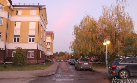 Продажа 2-комн квартиры на вторичном рынке Салтыковка, ул Черняховского,  д. 26