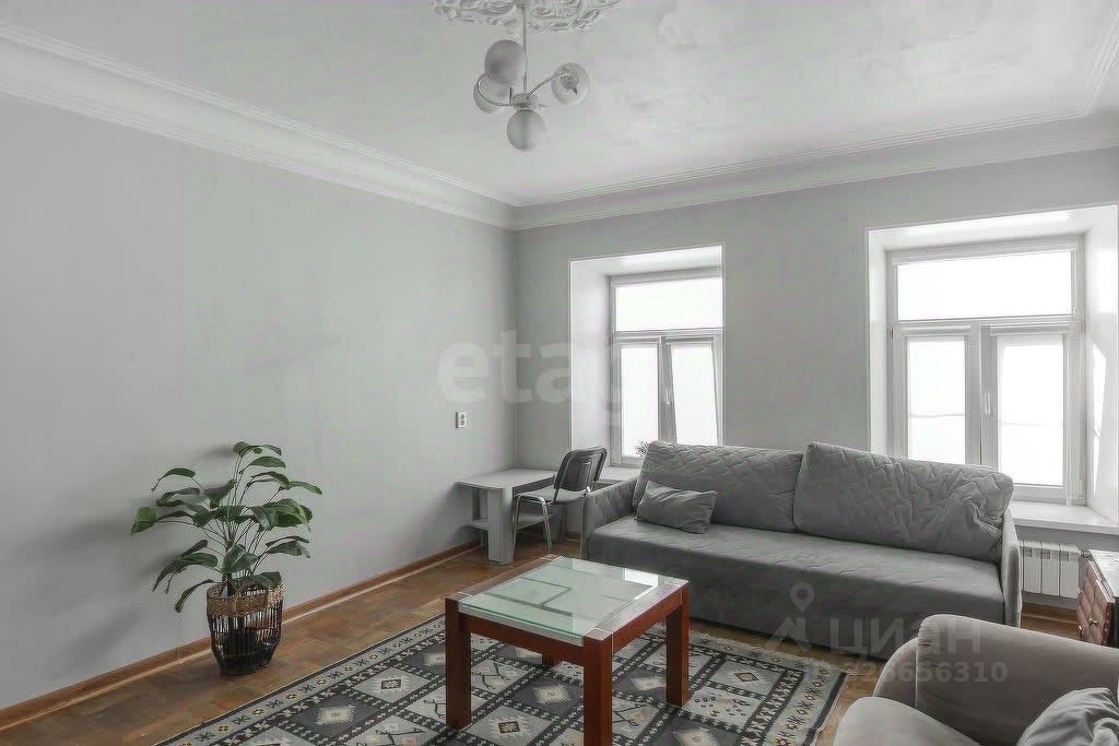 Продажа комнаты Кирилловская улица, 22