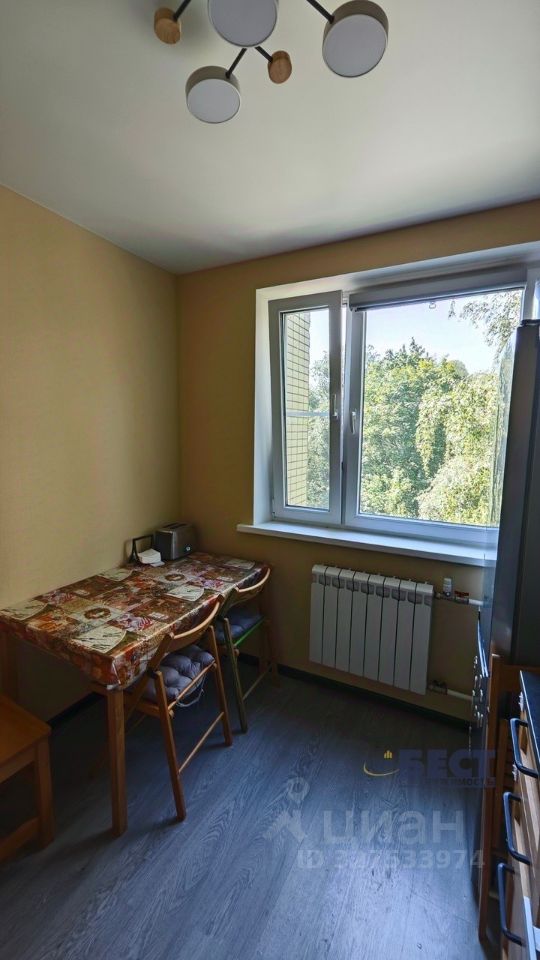 Продажа 2-комн квартиры на вторичном рынке Филевский бульвар, 17