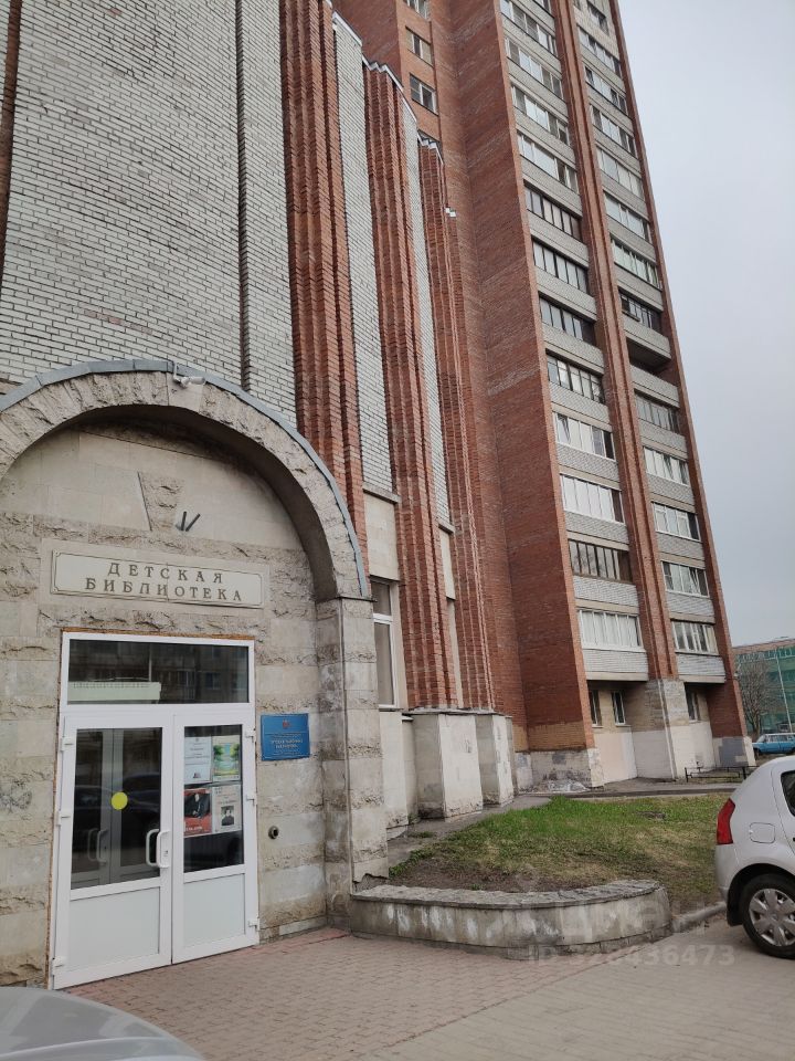 Продажа 1-комн квартиры на вторичном рынке Колпино, улица Веры Слуцкой, 50