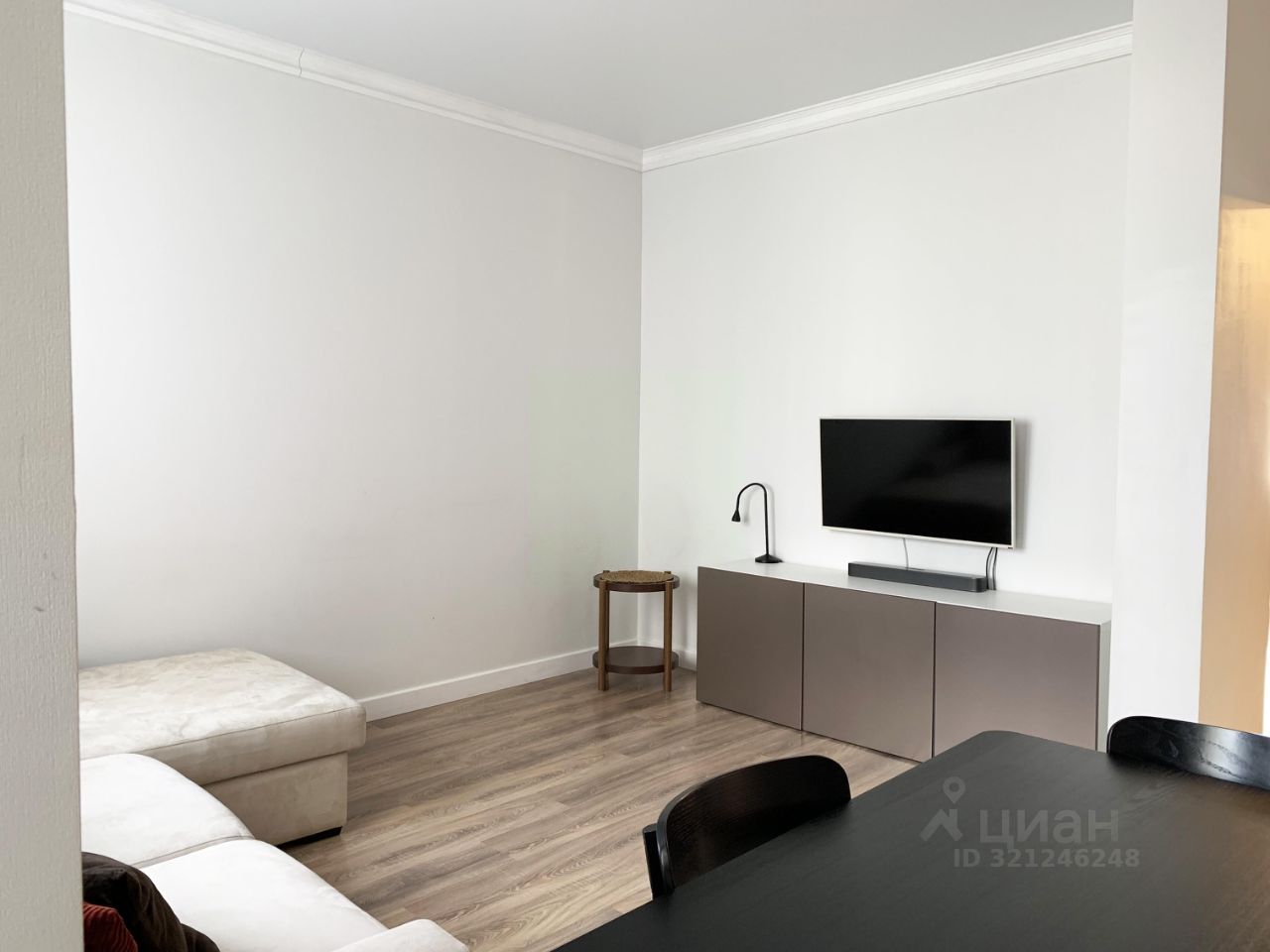 Продажа 3-комн квартиры на вторичном рынке проспект Магеллана, 2