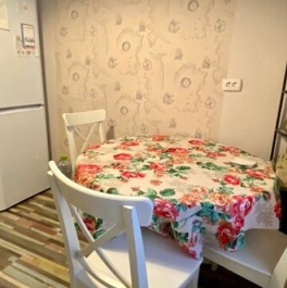 Аренда 2-комн квартиры на вторичном рынке Саввинская набережная,  д. 5